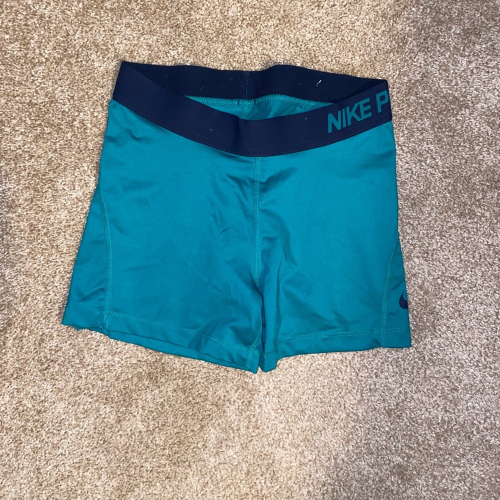 Size medium dry fit Nike pros